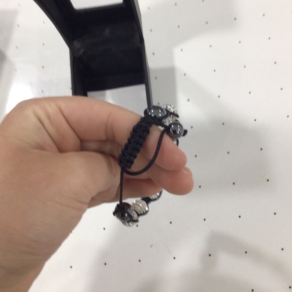 Beautiful small watch with silver beads and tie in the back to secure - Picture 6 of 6